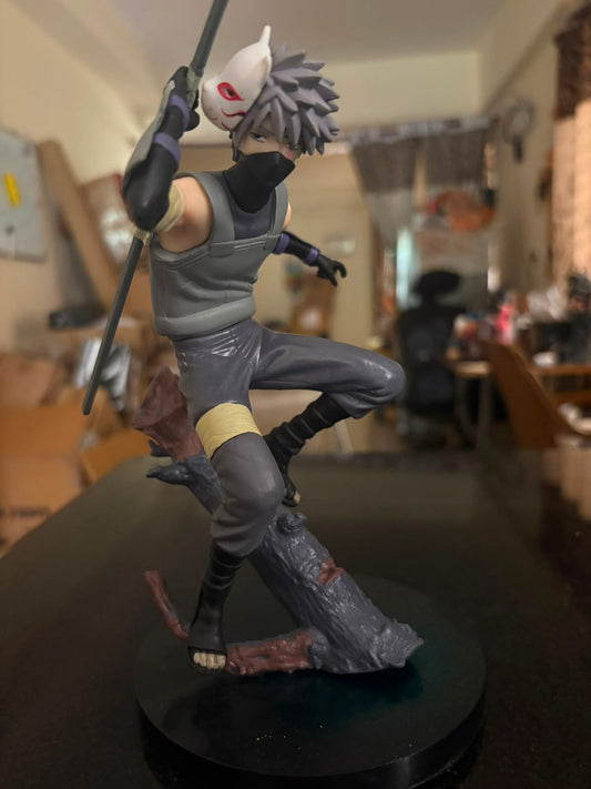 Kakshi with mask