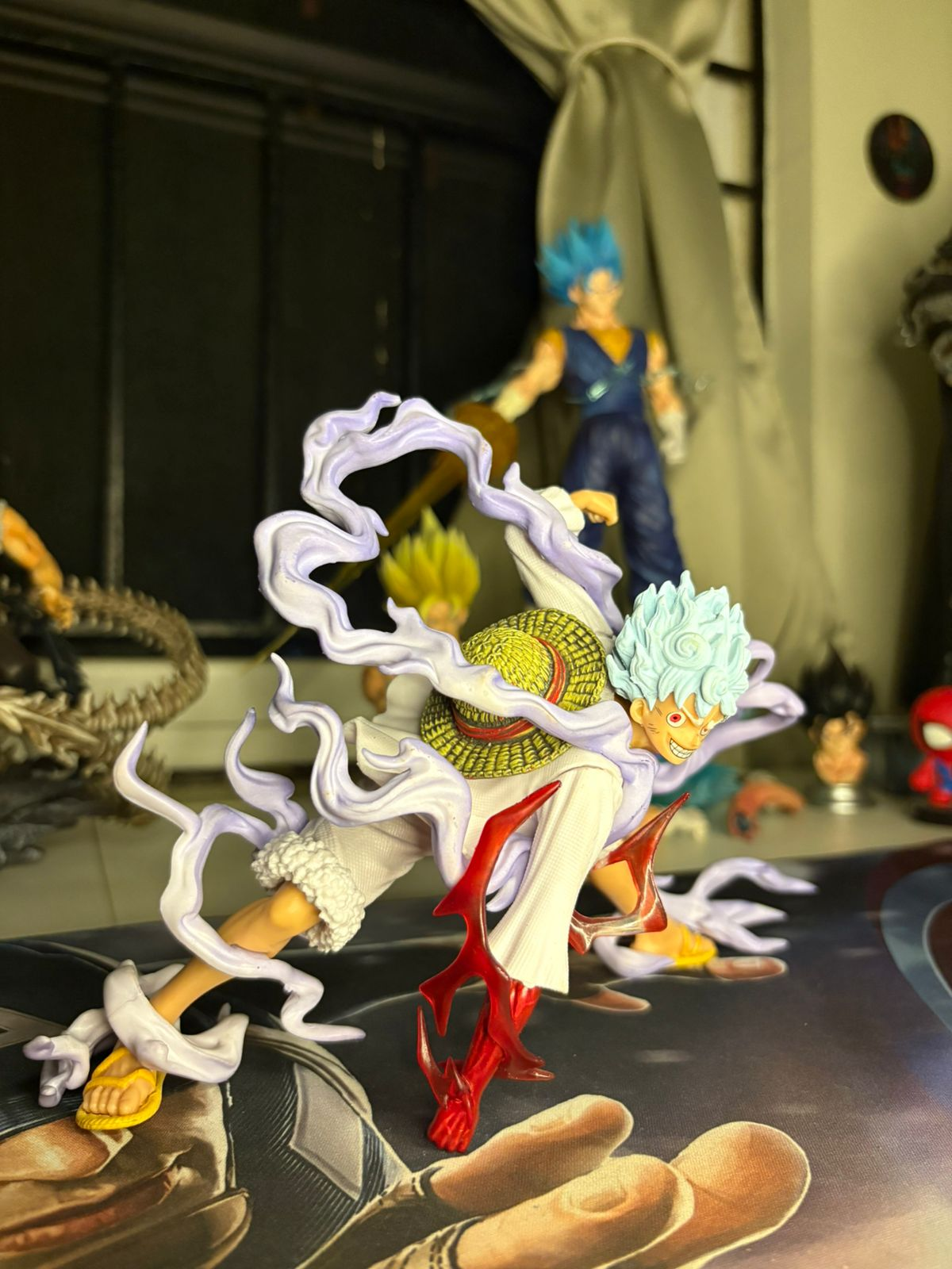 LUFFY ACTION POSE - Image 3